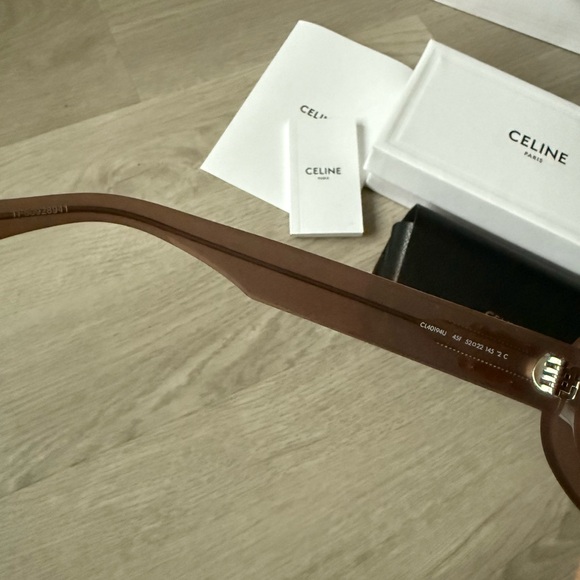 CELINE TRIOMPHE Sunglasses - Picture 4 of 7
